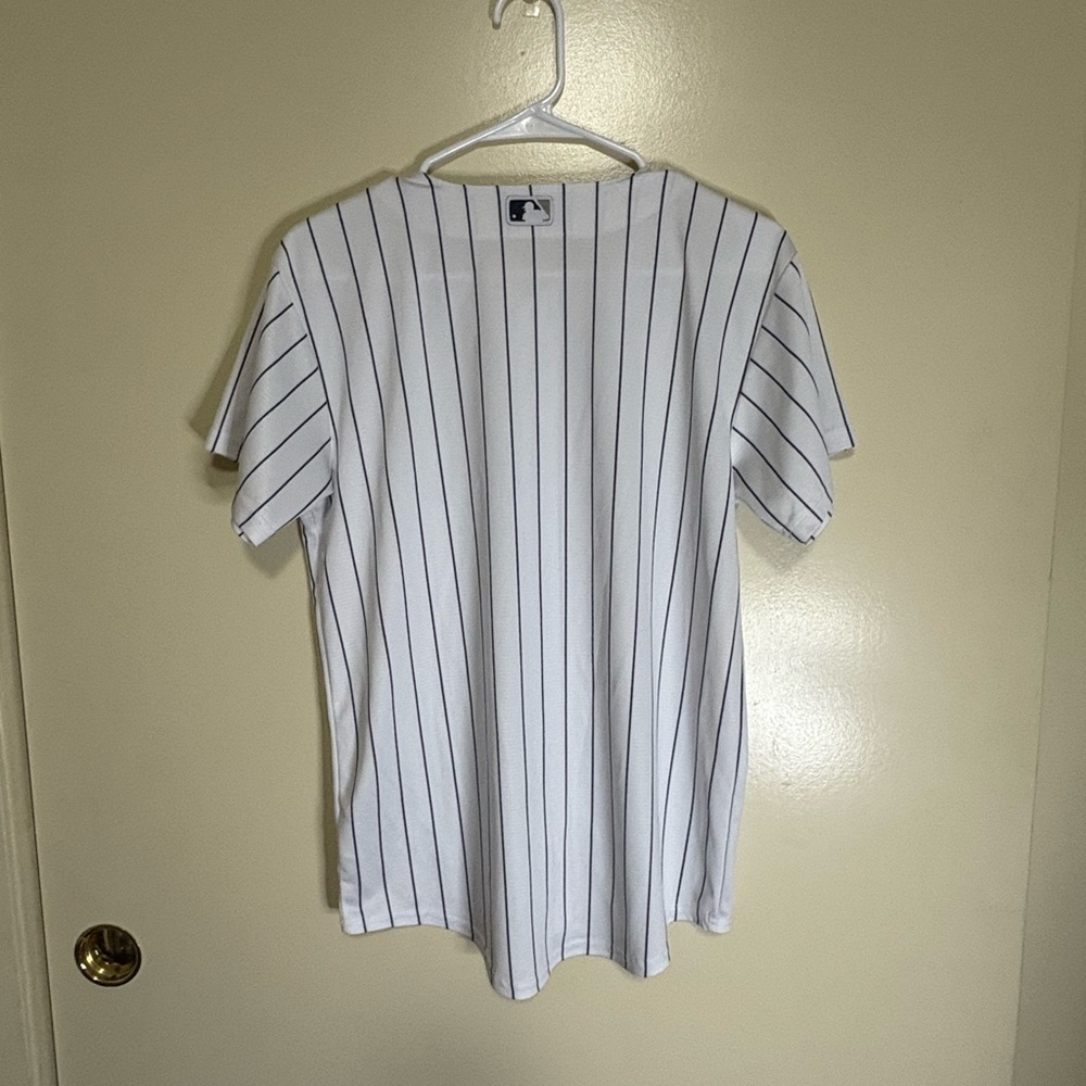 Genuine Merchandise MLB White Pinstripe Jersey - Picture 2 of 8